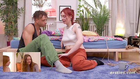 She's alto webcam- obses twerk in bed with spacer cummer