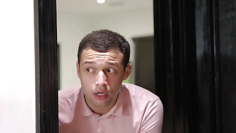 Sapiring slut's tight cunt with a huge cock aval