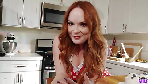 Hawt babe with sexy sex tape