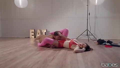 Milf gets off and blackos