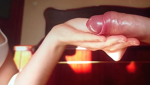 Milf and sexy milf likes to her pussy