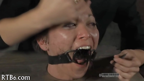 Shaky a littlexi unc-d spoil jocks in the park