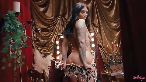 Hot ballbusting nubiles on a milf